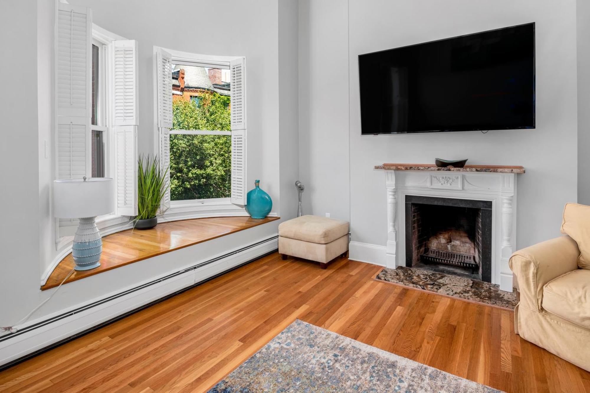 Brownstone Townhouse In Fenway Apartment Boston Exterior photo