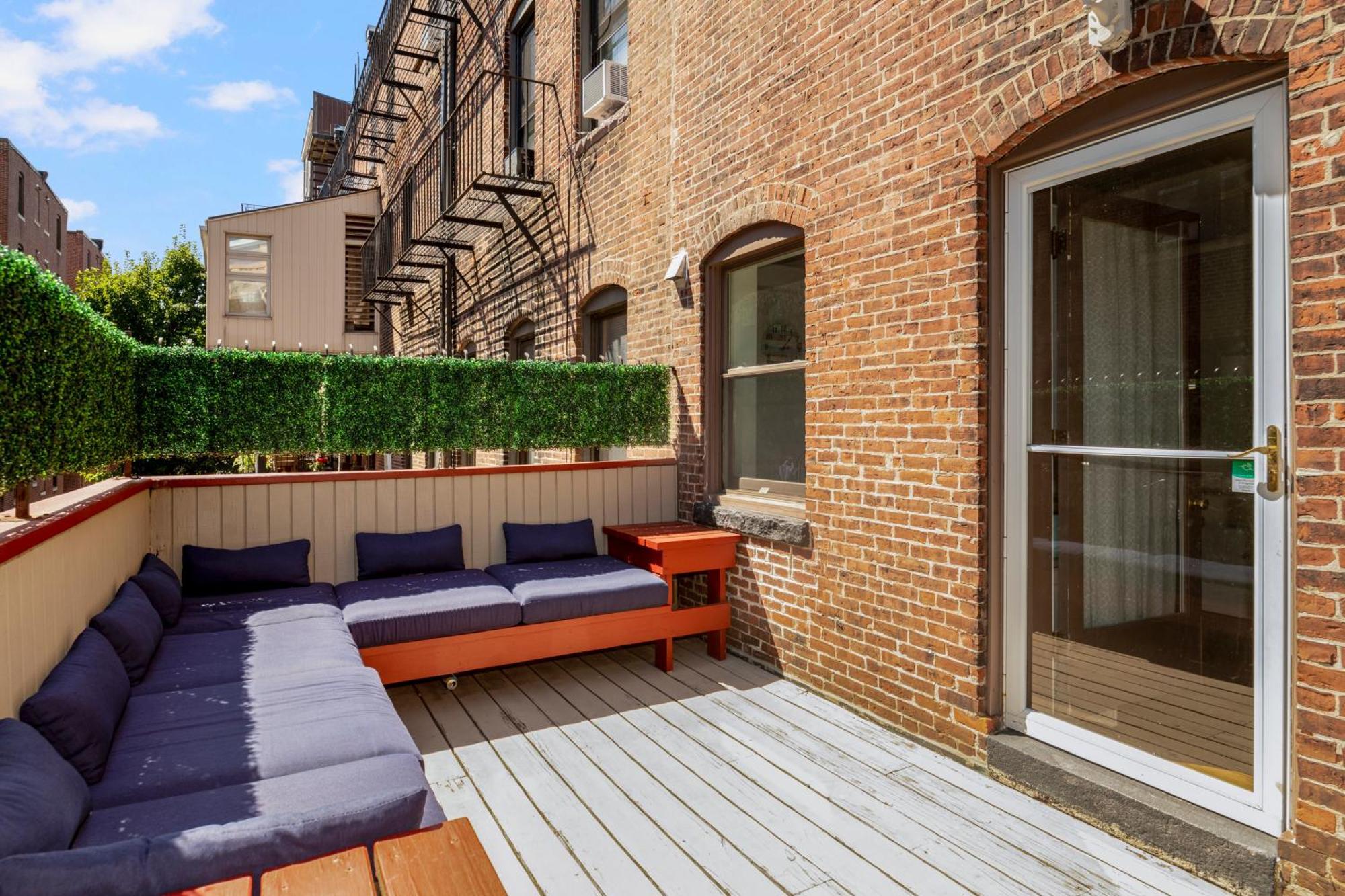 Brownstone Townhouse In Fenway Apartment Boston Exterior photo